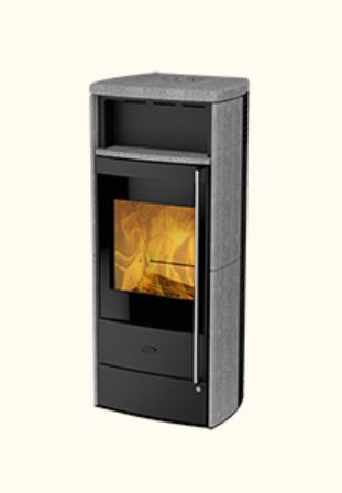 Trobe Eckiger Kaminofen mit dunkelgrauer Specksteinverkleidung, großes Sichtfenster und Ablagefach